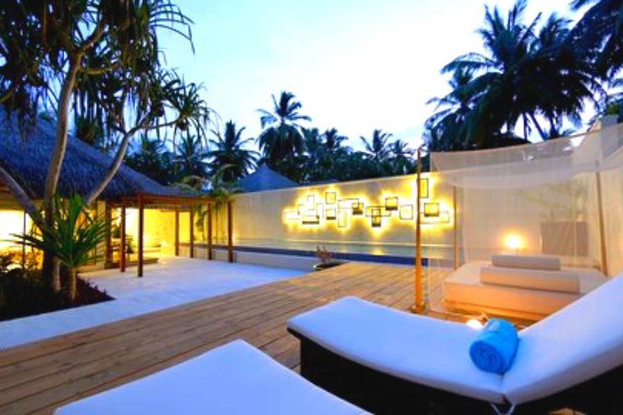 A Complete Guide: Kuramathi Island Resort All Inclusive Package 11 kuramathi island resort all inclusive package Honeymoon Pool Villa